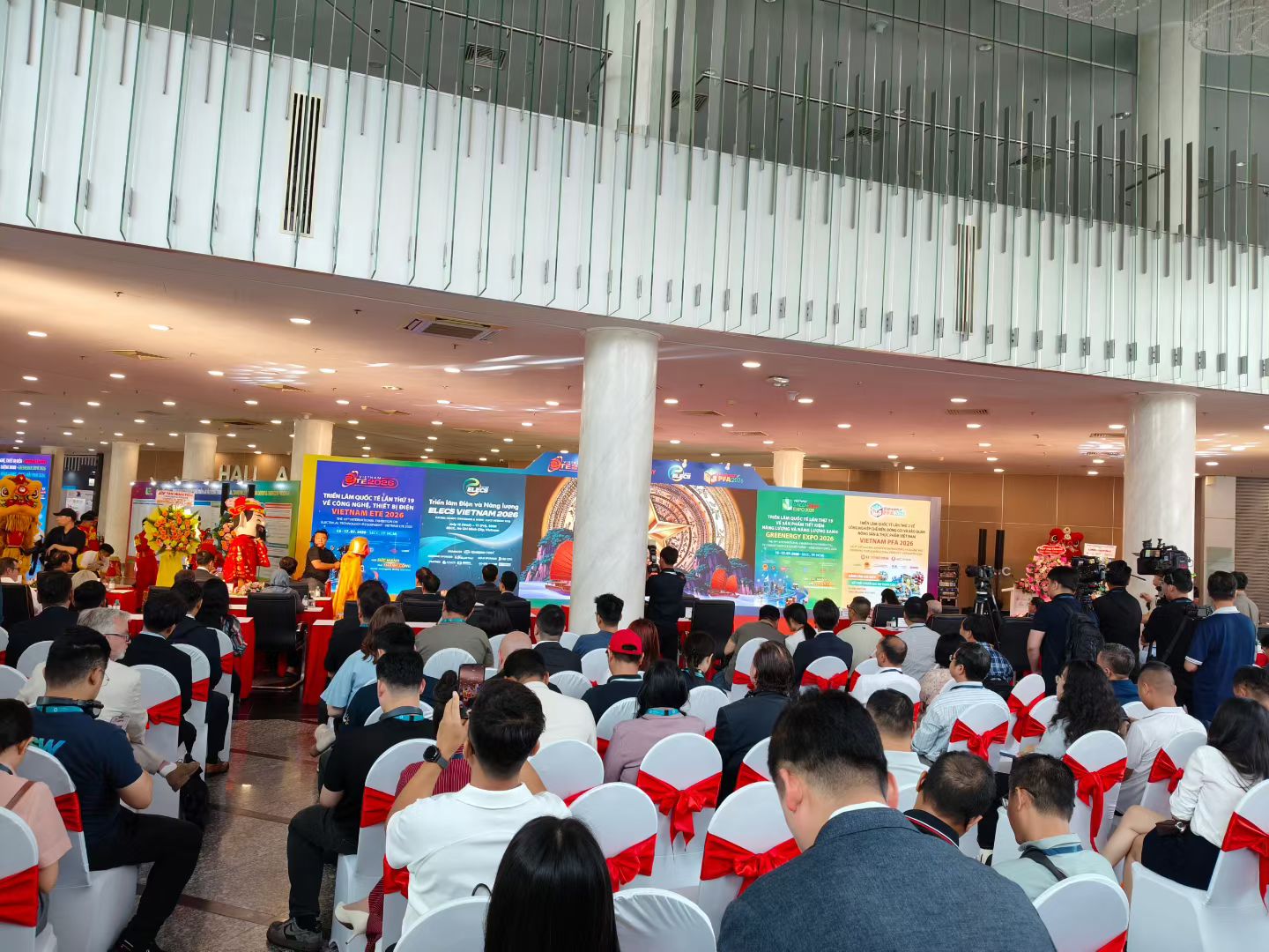 echnical seminar session at the exhibition