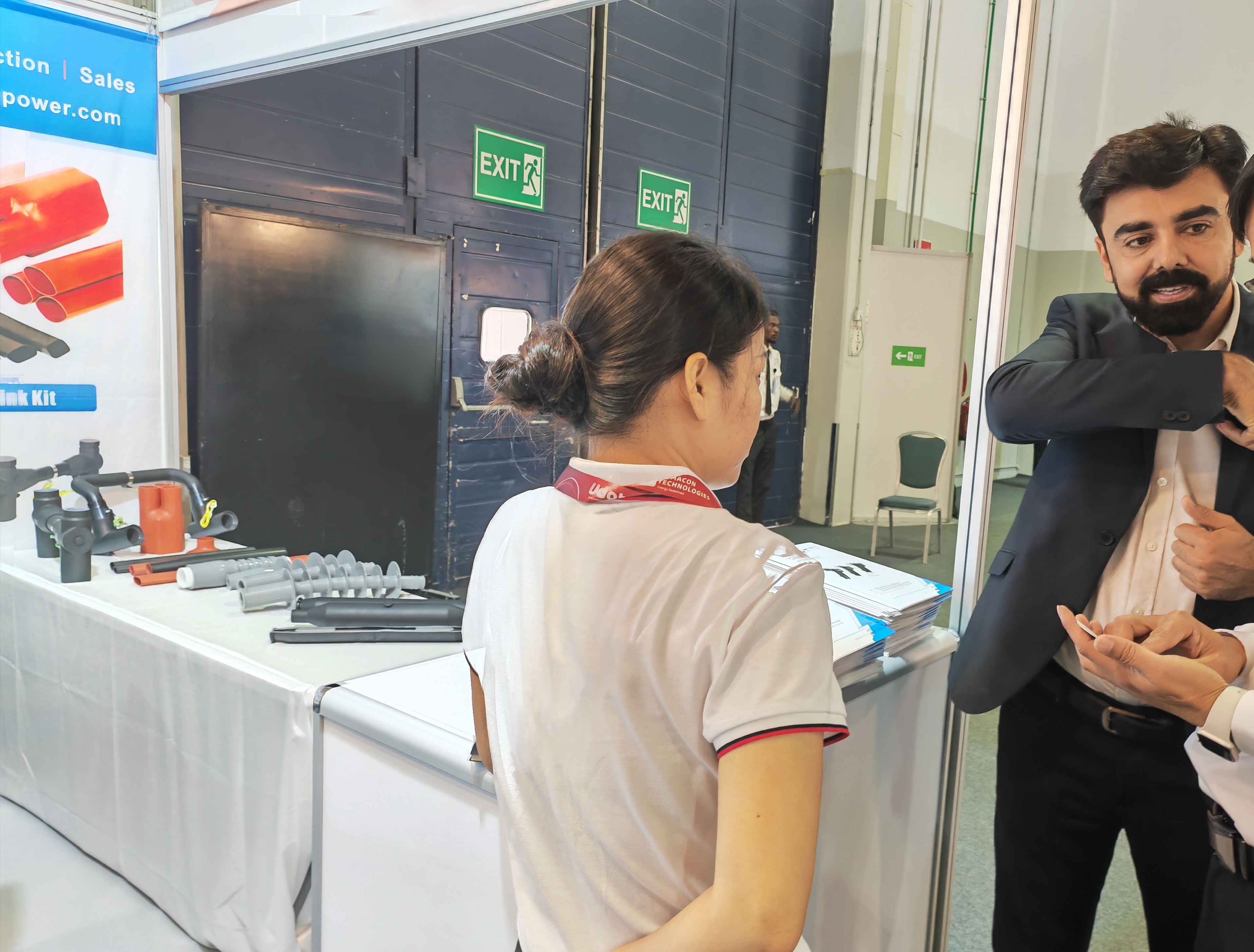 International customers discussing cable accessory solutions with NKS POWER team.jpg